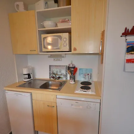 Cosy Aux Gets - à Deux Pas Des Pistes Et Du Centre, 2/4 Couchages, Balcon, Parking Inclus - Fr-1-623-259 *